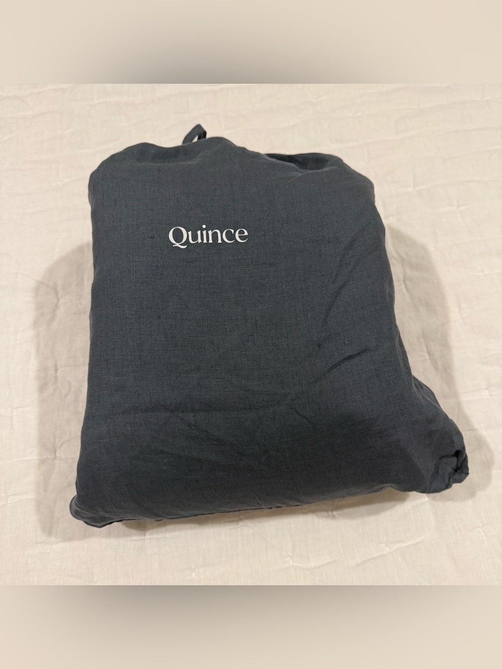 New Quince European Linen Sheet Set Split King (5-piece set) MSRP $214 Nightfall - Picture 5 of 7